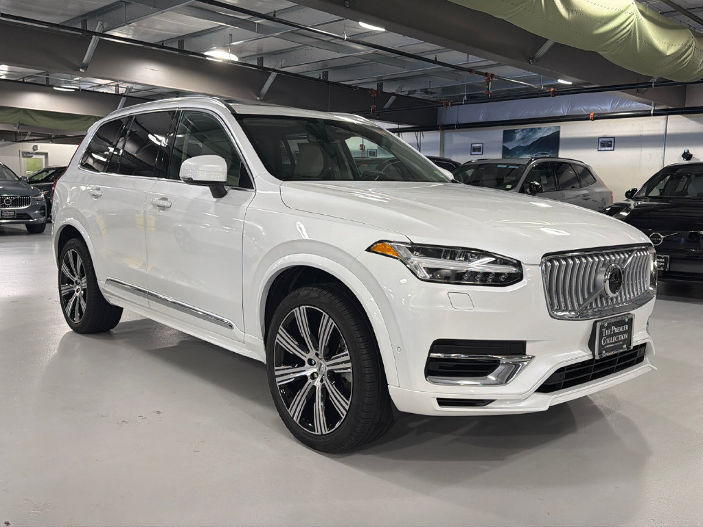 Certified 2025 Volvo XC90 T8 Plus w/ Protection Package Premier AWD/4WD image 1