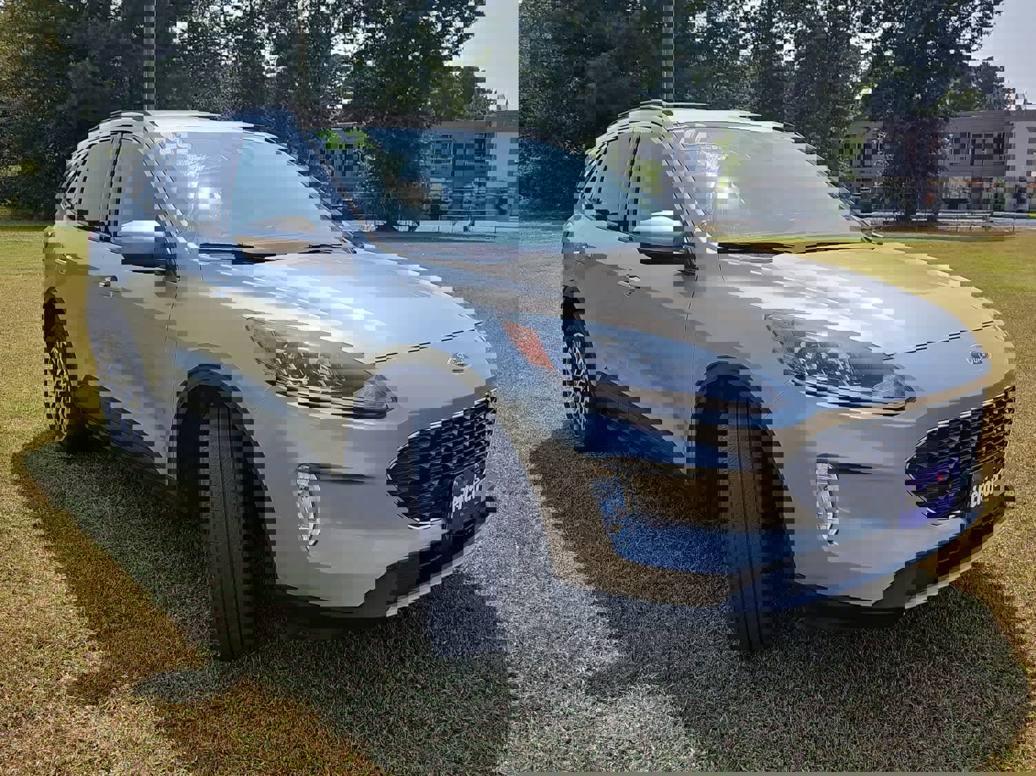 Used 2022 Ford Escape SEL image 3