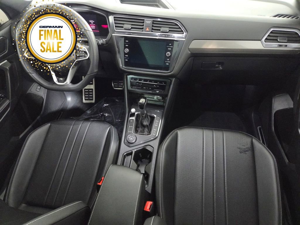 Used 2024 Volkswagen Tiguan SE R-Line image 27