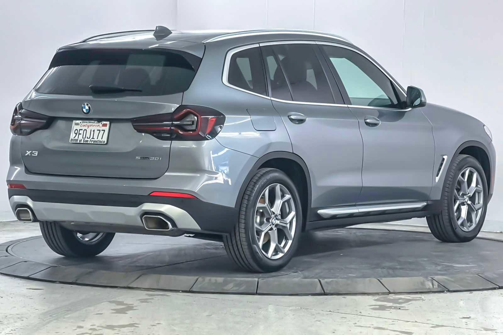 Used 2023 BMW X3 sDrive30i image 2