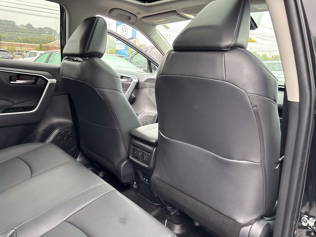 Used 2025 Toyota RAV4 XLE Premium AWD/4WD image 35