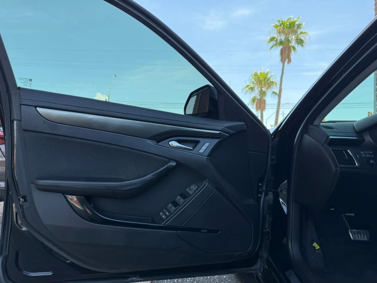 Used 2012 Cadillac CTS V RWD image 32