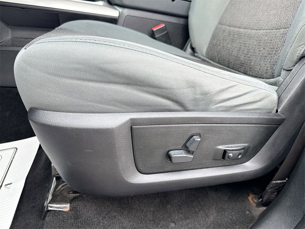 Used 2017 RAM 1500 Big Horn image 12