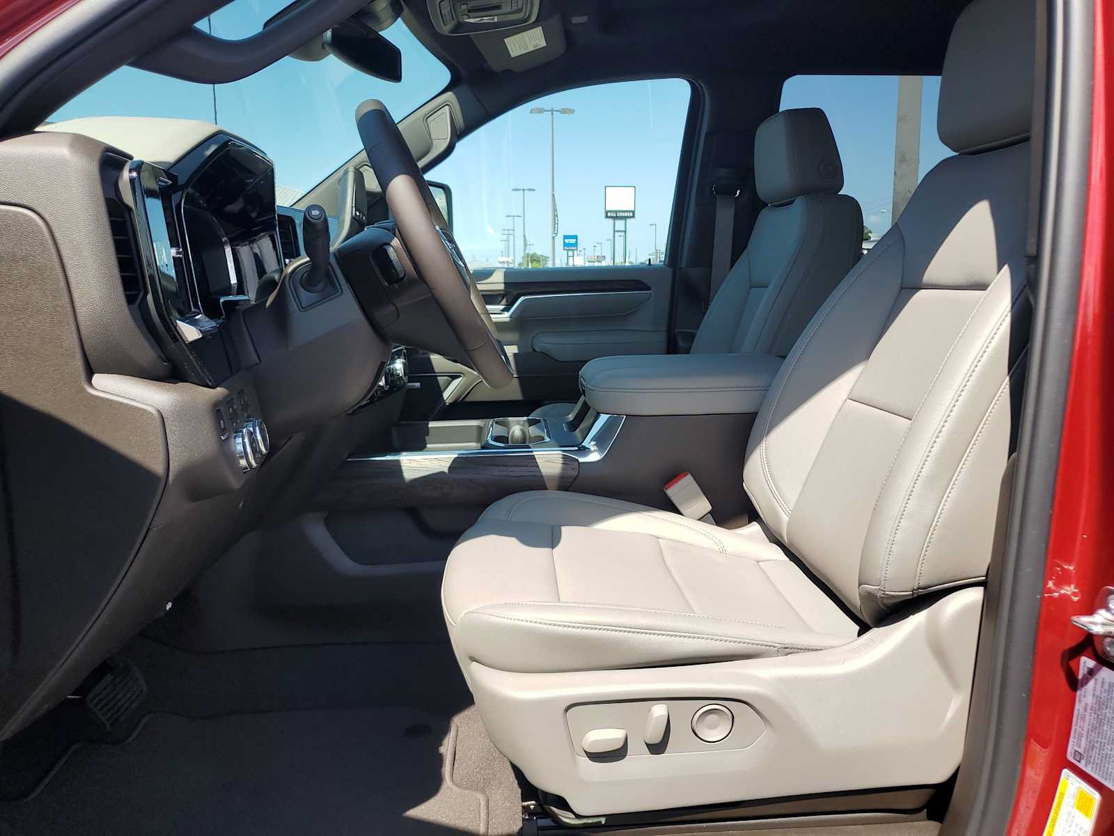 New 2026 GMC Sierra 3500 SLT w/ SLT Convenience Package AWD/4WD image 29