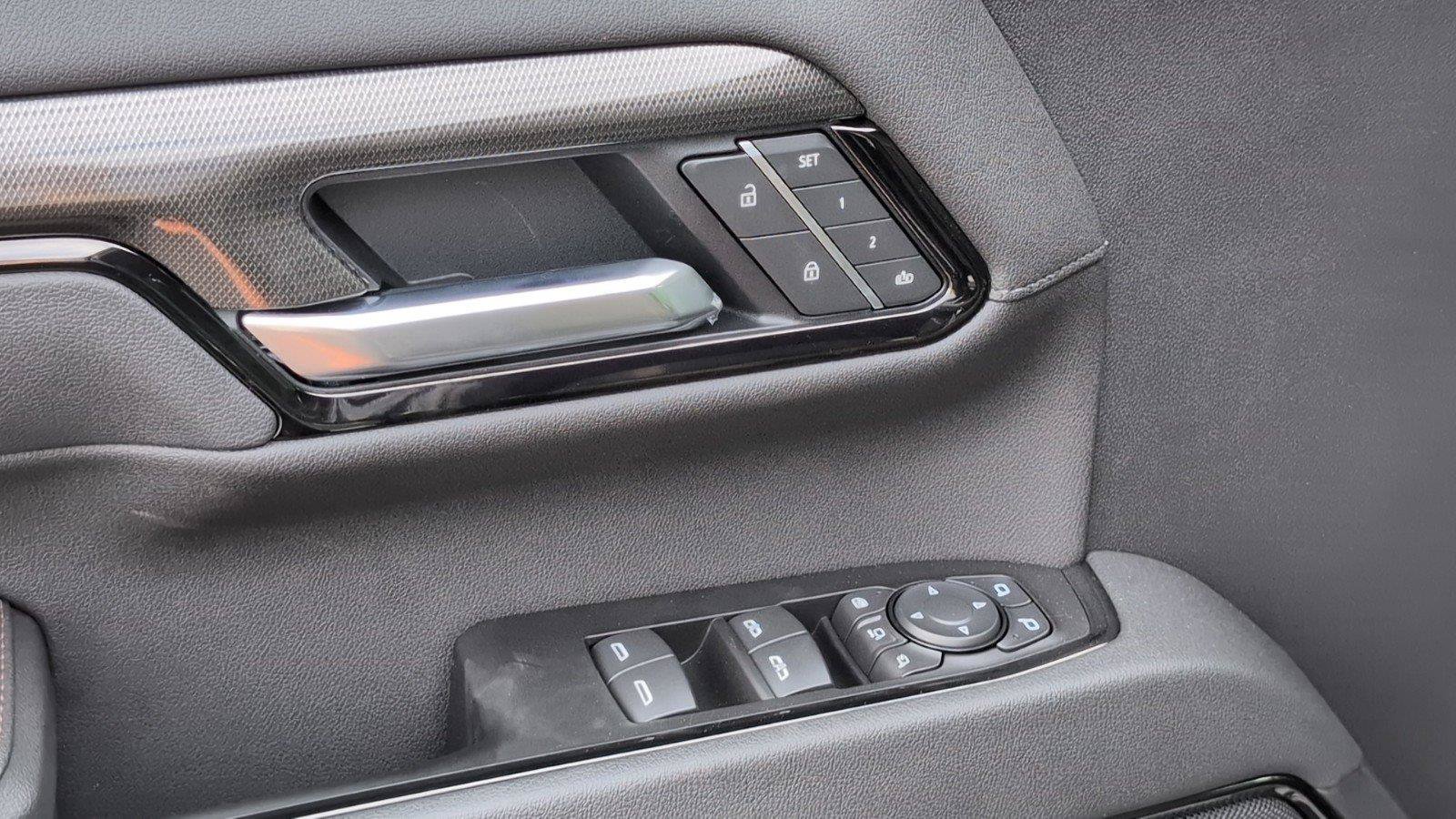 New 2026 GMC Sierra 2500 AT4 w/ AT4 Premium Plus Package AWD/4WD image 19