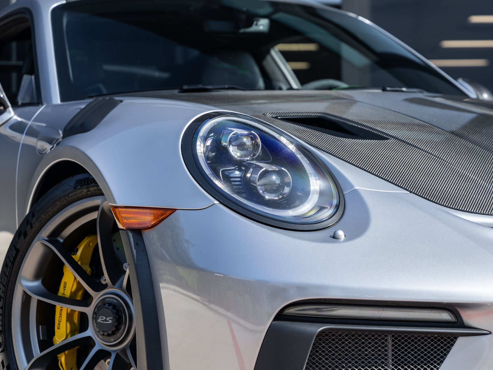 Certified 2019 Porsche 911 GT3 RS RWD image 33