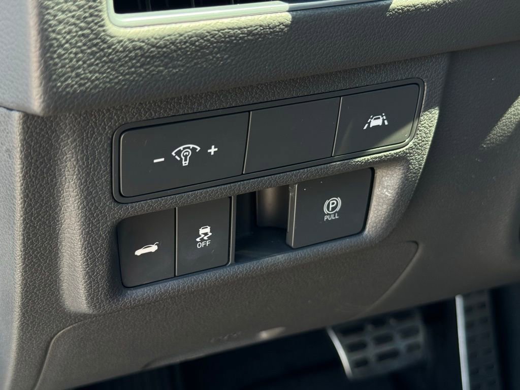 Certified 2021 Hyundai Sonata SEL Plus w/ Tech Package FWD image 29