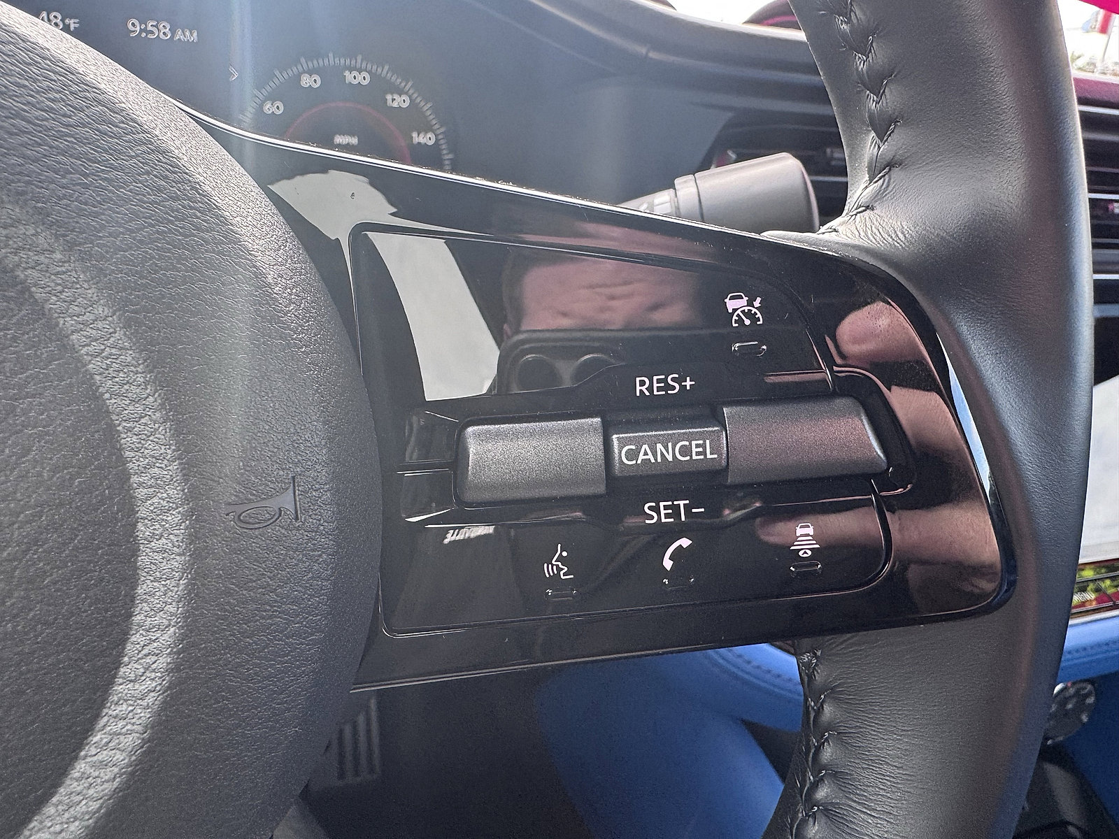 Used 2024 Nissan Z Performance w/ Floor Mat Package image 19