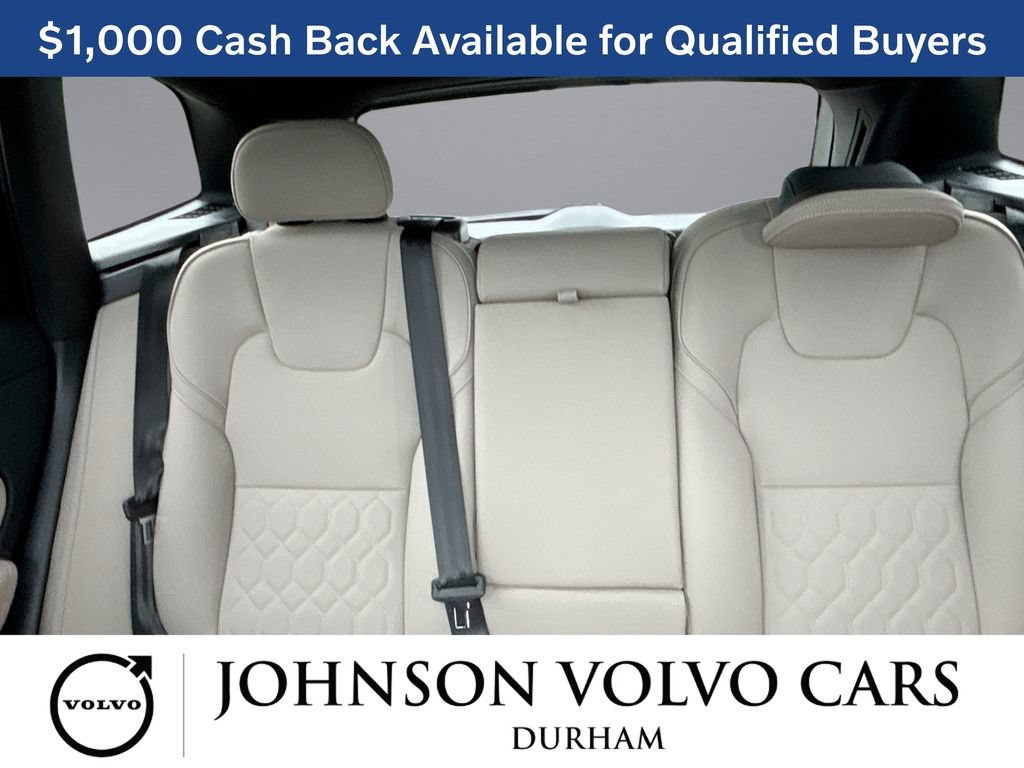 New 2026 Volvo XC60 B5 Plus w/ Protection Package Premier AWD/4WD image 23