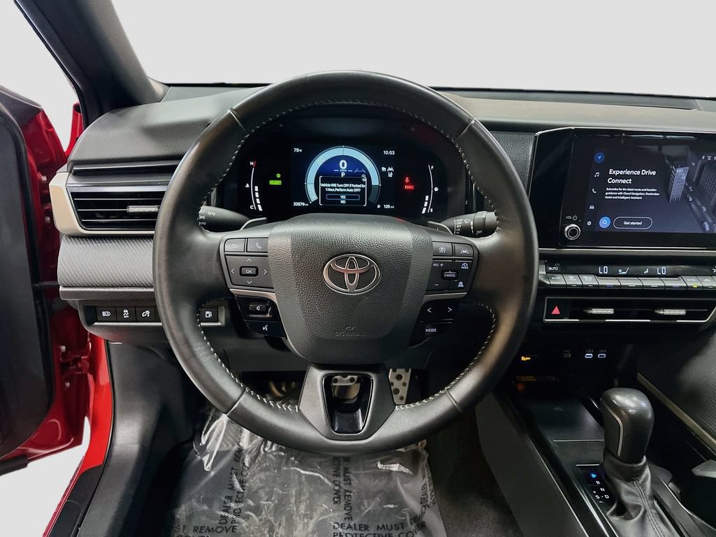Used 2025 Toyota Camry SE w/ Convenience Package FWD image 11