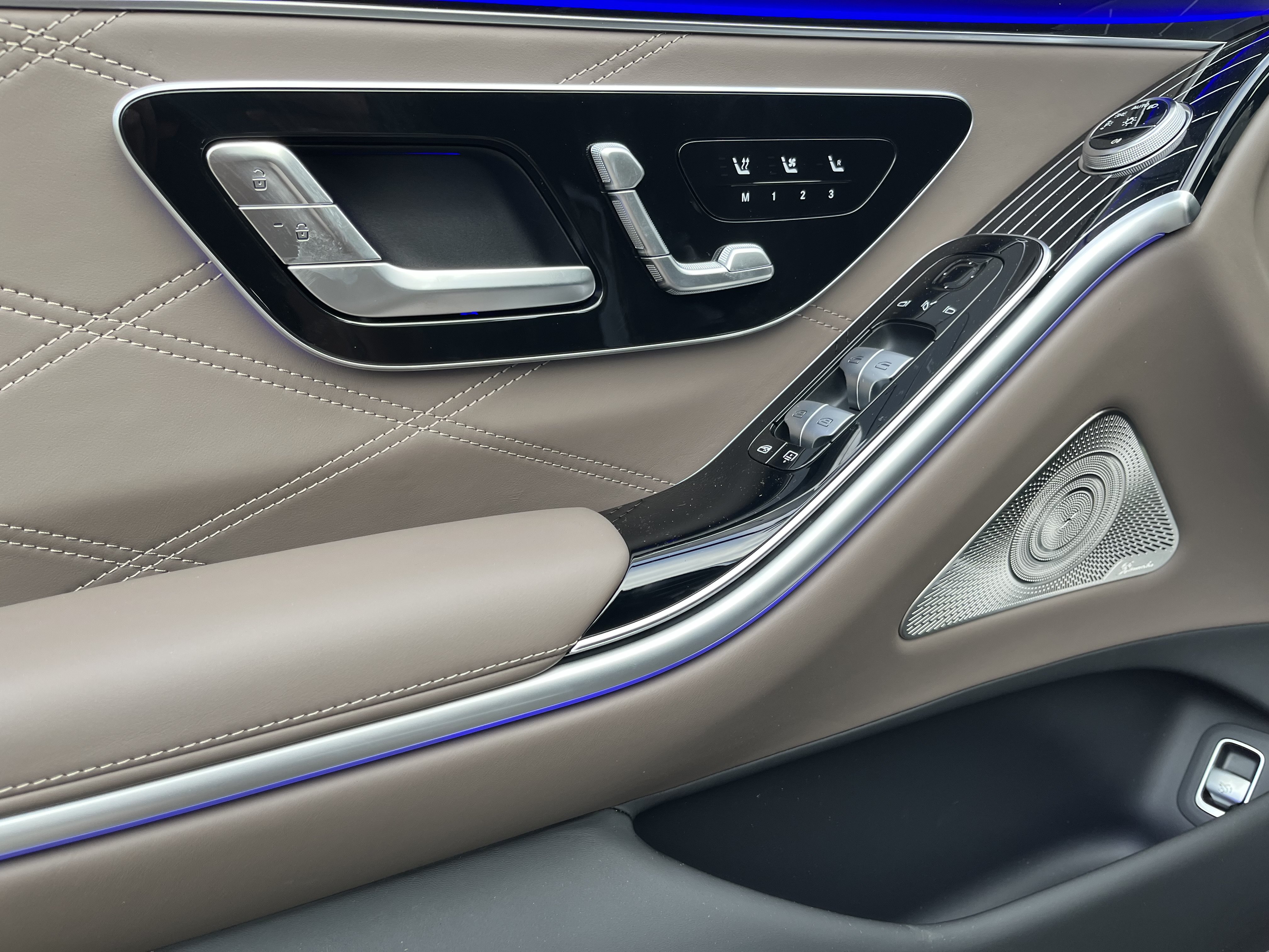 New 2026 Mercedes-Benz Maybach S 580 4MATIC image 13