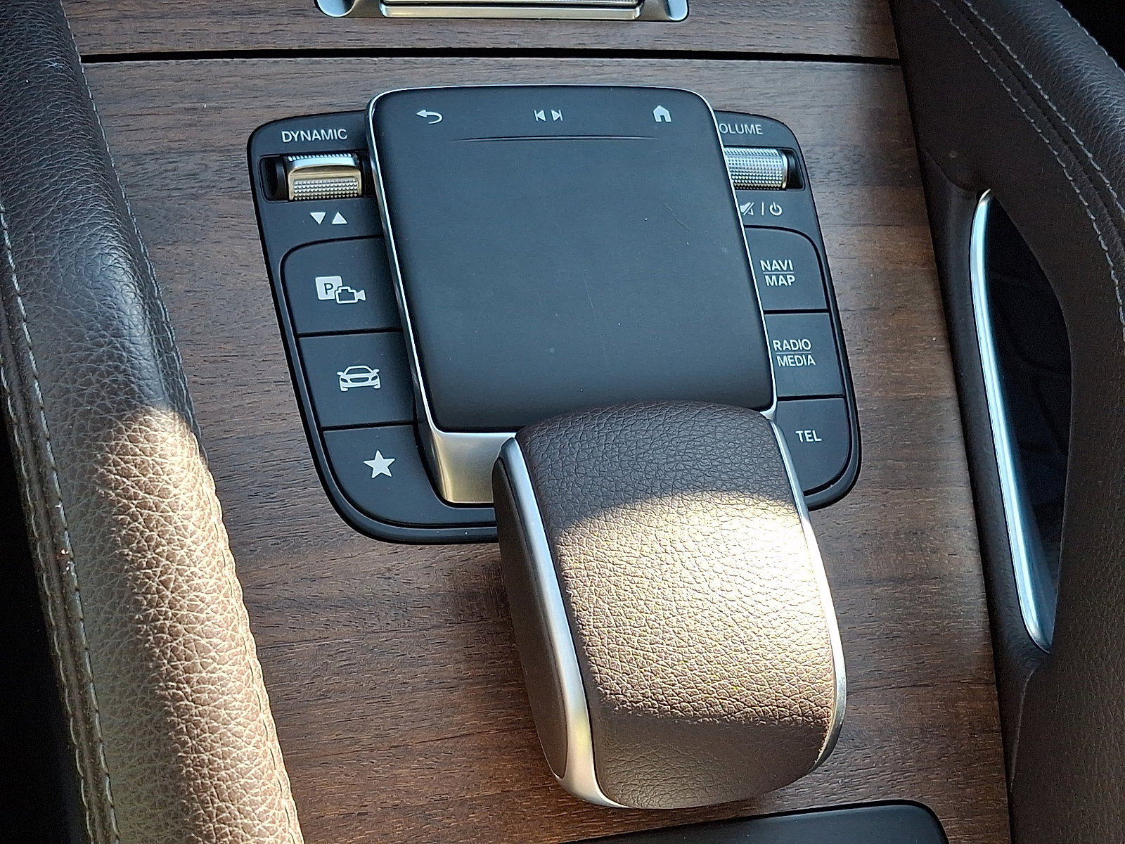 Certified 2023 Mercedes-Benz GLS 450 4MATIC image 27