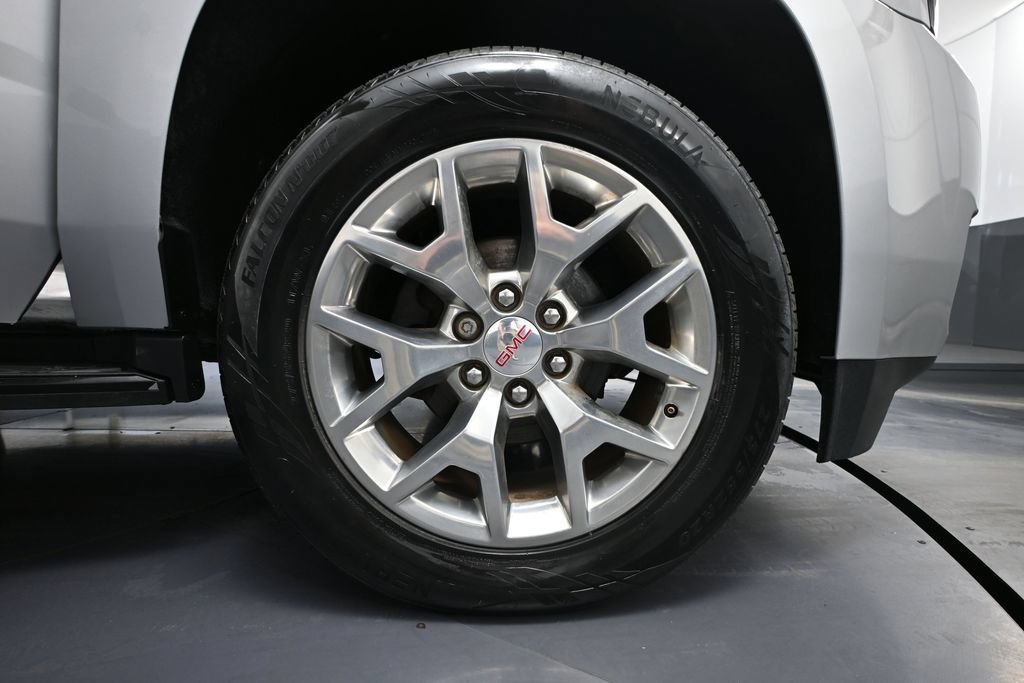 Used 2020 GMC Yukon SLE w/ SLE Value Package AWD/4WD image 17