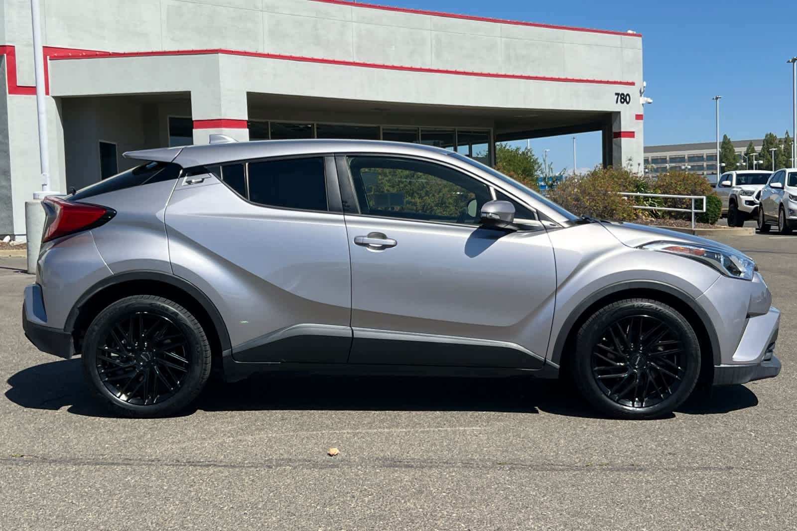Certified 2019 Toyota C-HR LE FWD image 6