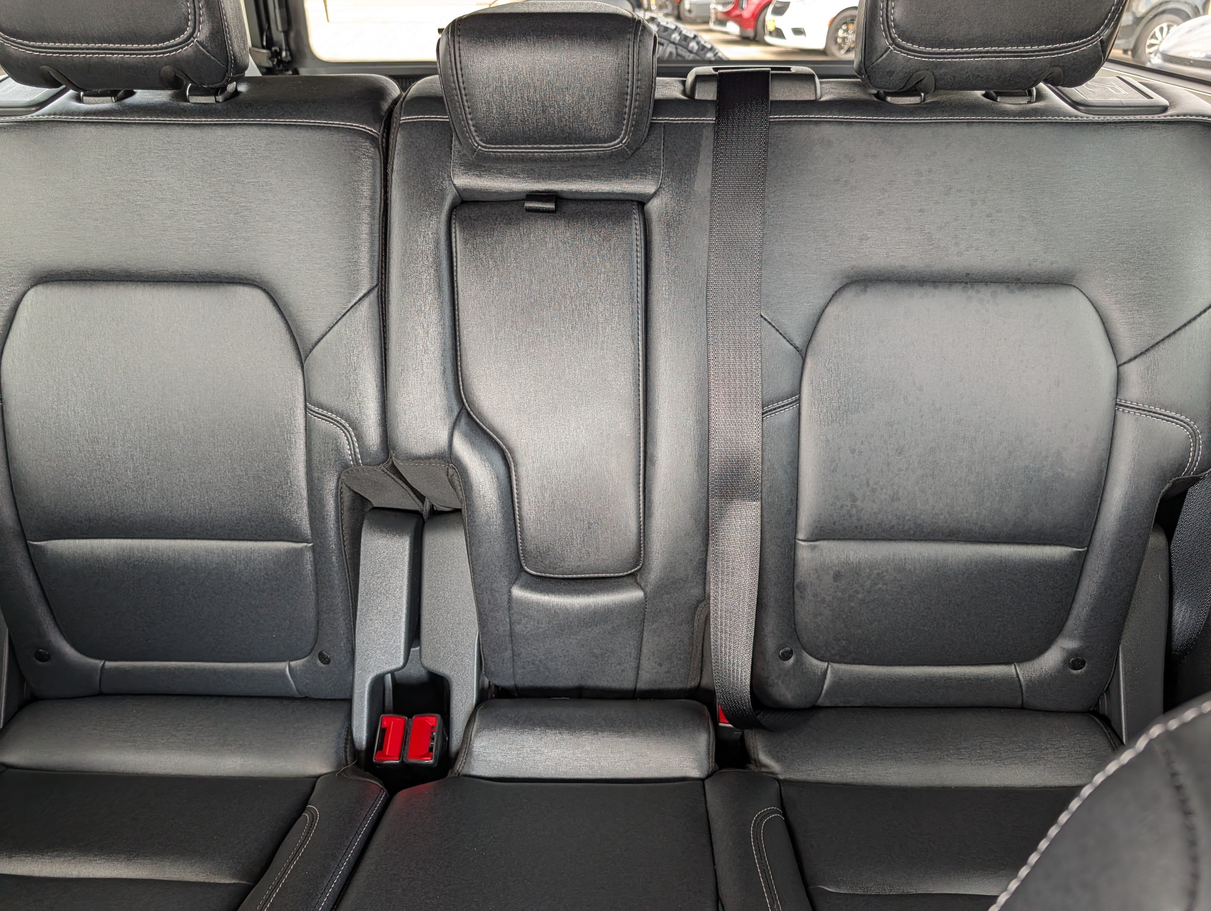 Used 2025 Ford Bronco Badlands AWD/4WD image 13