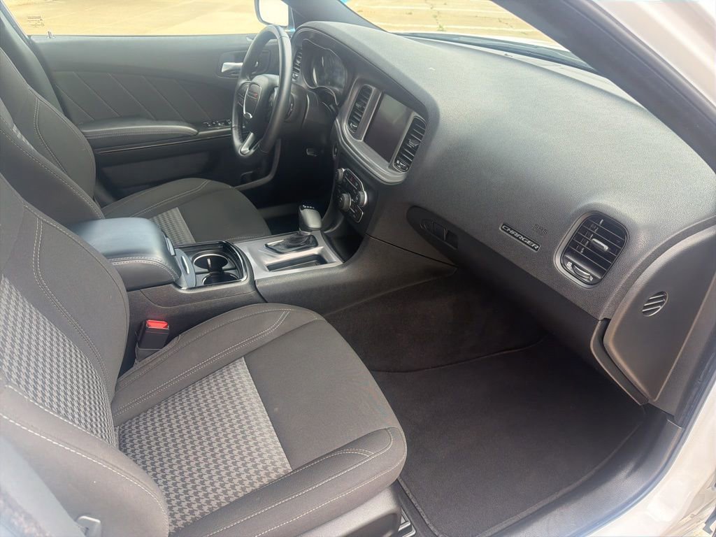 Used 2023 Dodge Charger SXT w/ Blacktop Package RWD image 27