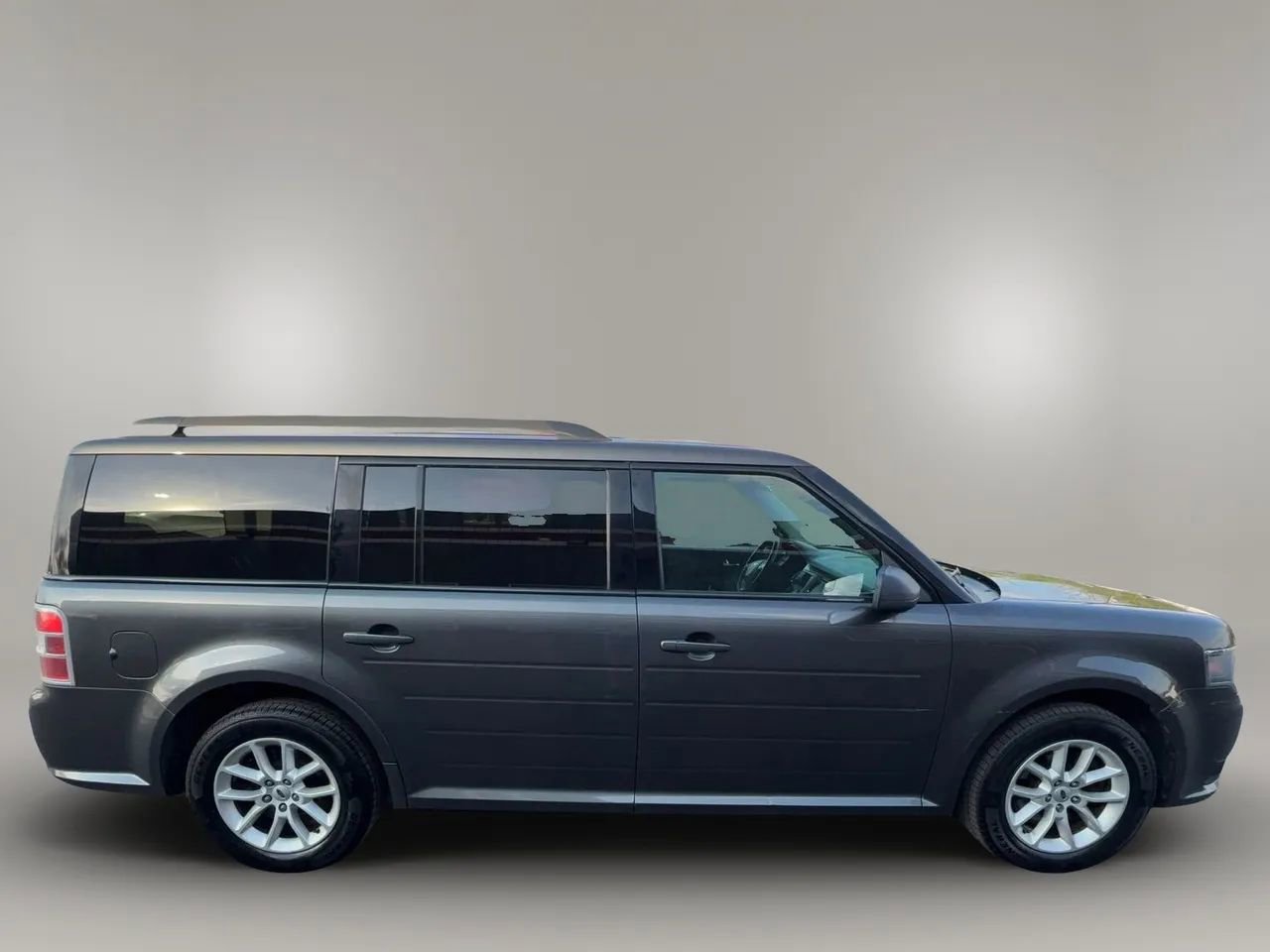 Used 2016 Ford Flex SE image 7