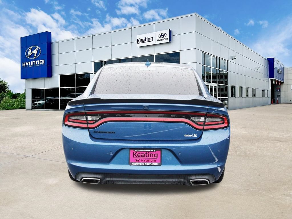 Used 2023 Dodge Charger SXT w/ Blacktop Package RWD image 6
