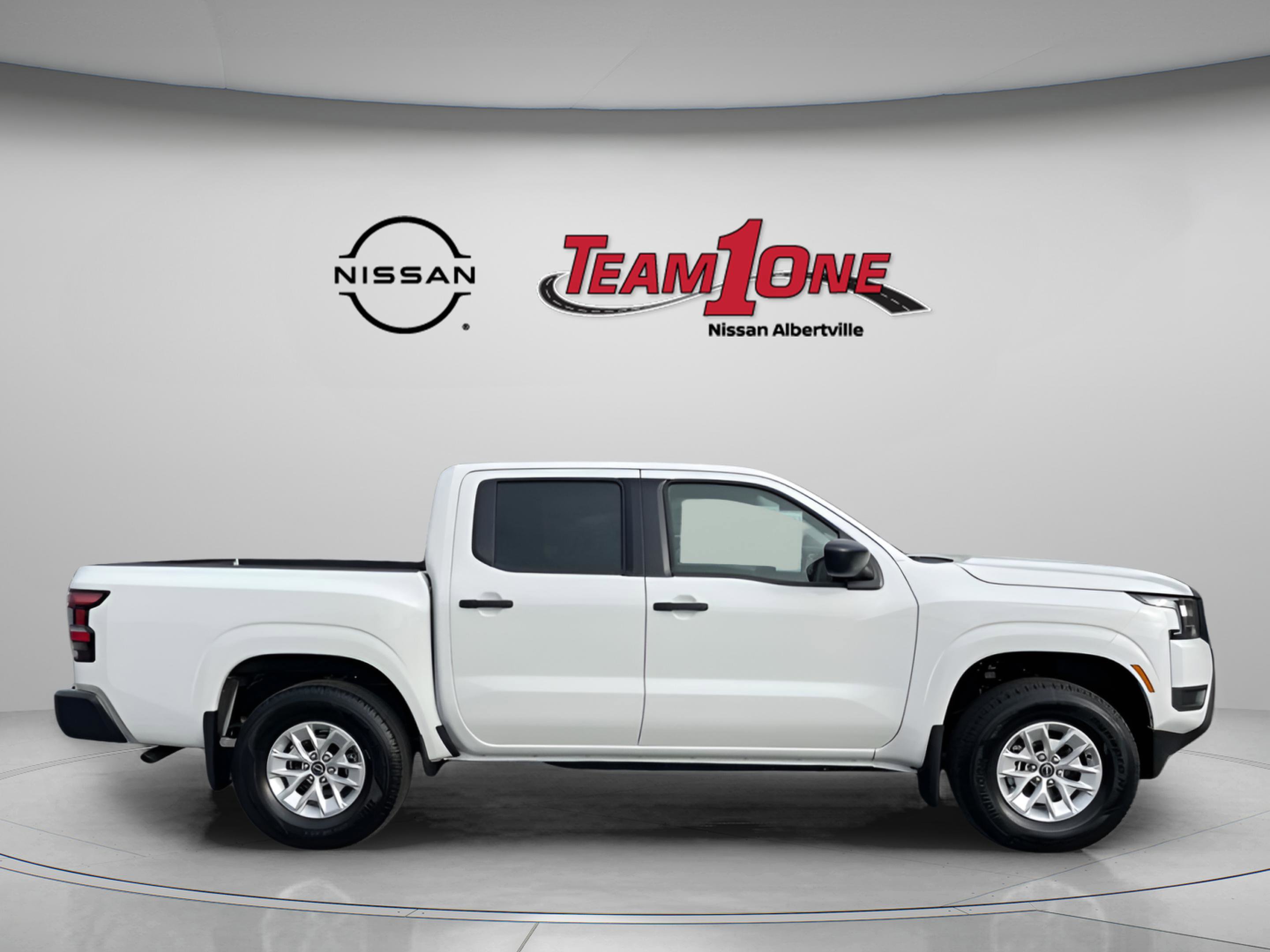 New 2026 Nissan Frontier S image 7