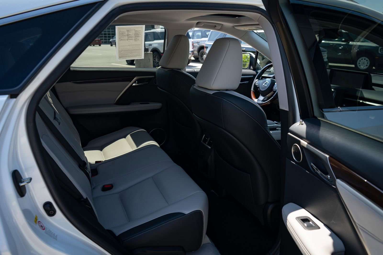 Used 2017 Lexus RX 350 FWD w/ Premium Package image 21