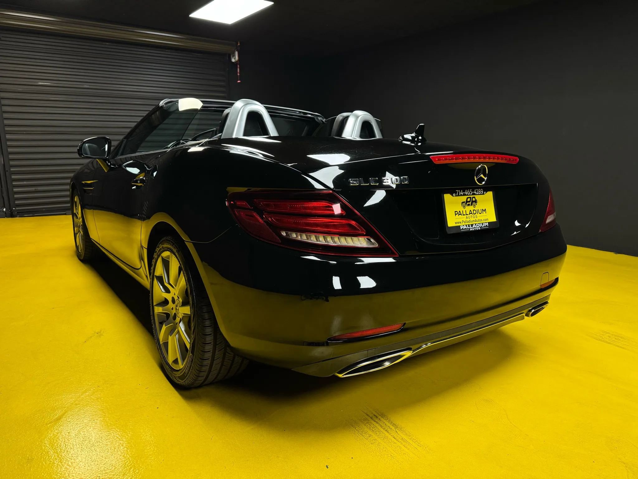 Used 2017 Mercedes-Benz SLC 300 w/ Premium 1 Package image 4