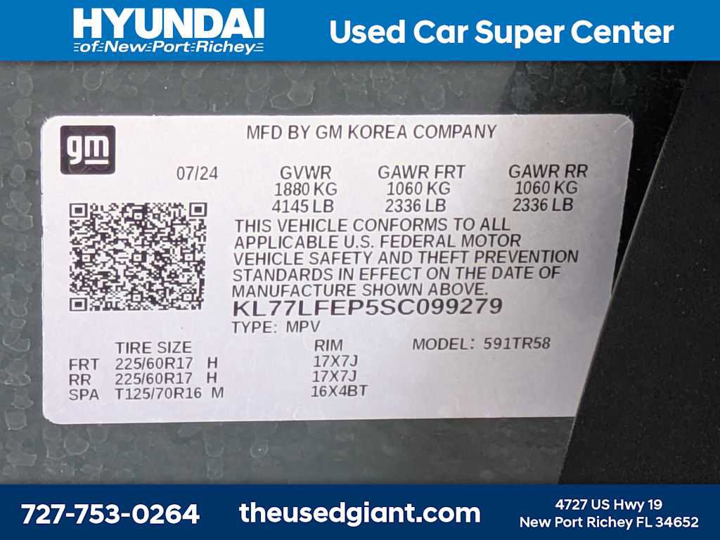Used 2025 Chevrolet Trax LS FWD image 35
