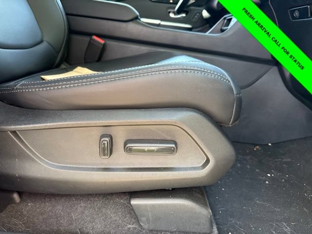 Used 2025 Honda Pilot EX-L image 19