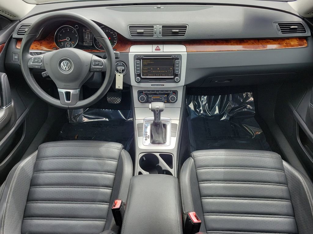 Used 2011 Volkswagen CC Lux image 13
