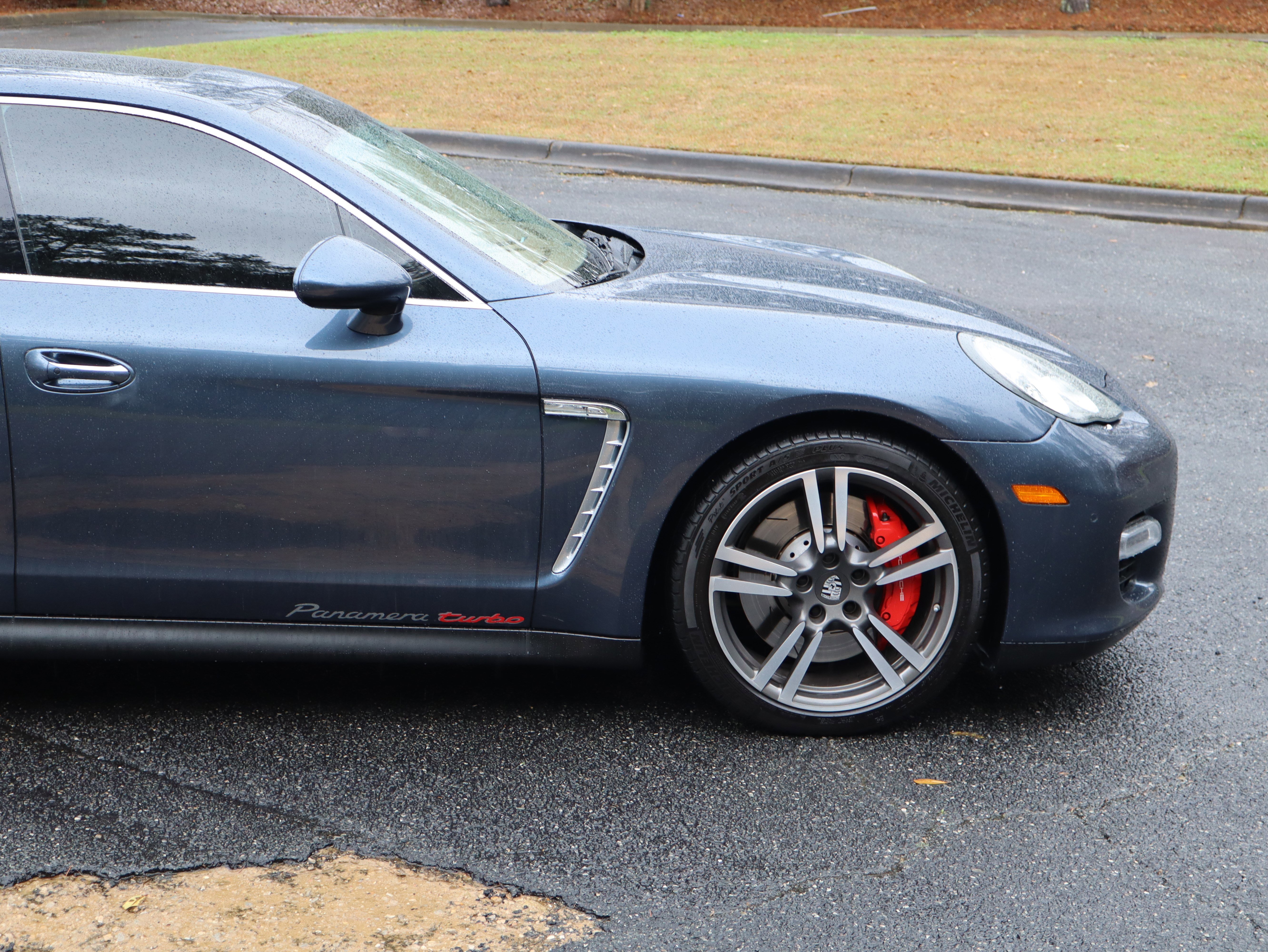Used 2012 Porsche Panamera Turbo image 6