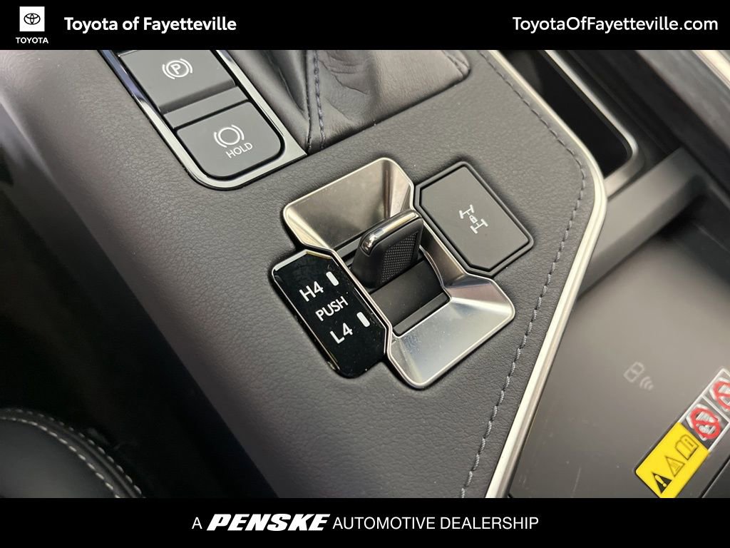 Used 2024 Lexus GX 550 550 Luxury+ w/ Cold Area Package image 34