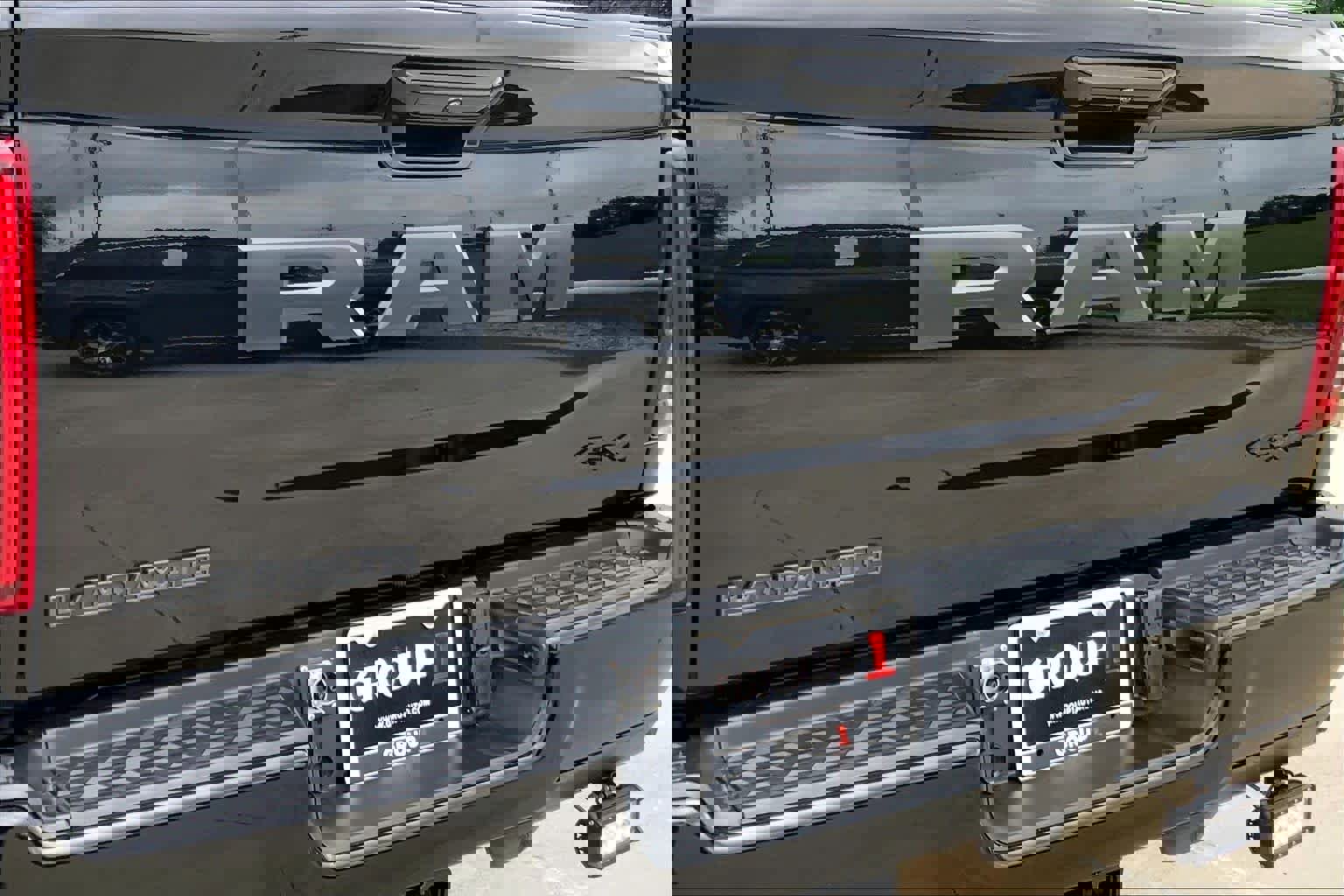 Used 2025 RAM 2500 Laramie w/ Night Edition image 31