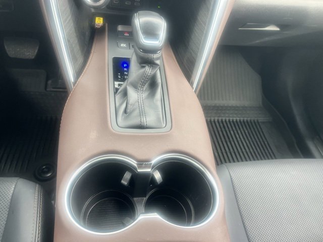 Used 2024 Toyota Venza Limited image 30