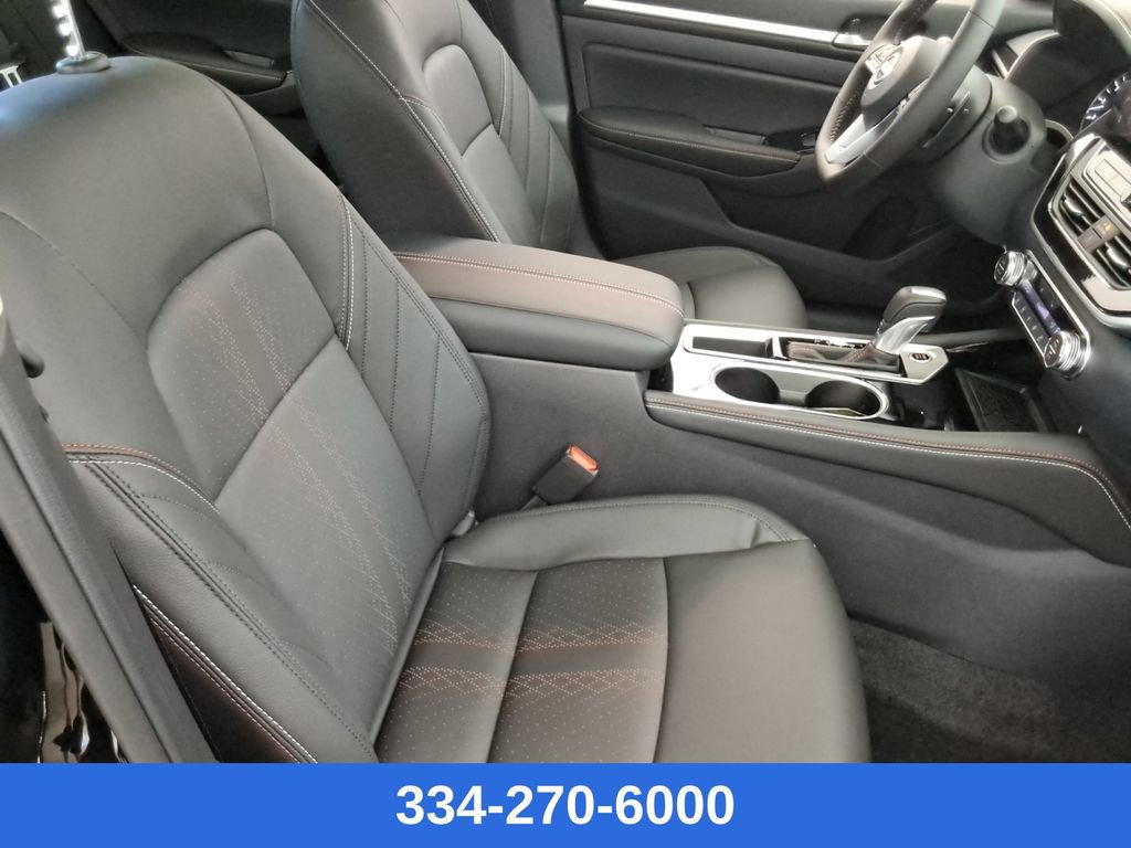New 2025 Nissan Altima 2.5 SR w/ SR Premium Package image 16
