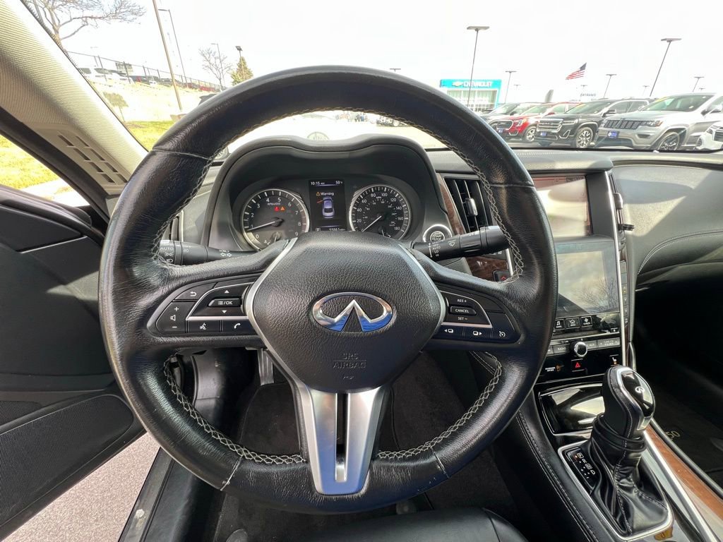 Used 2018 INFINITI Q50 Luxe w/ Essential Package (3.0T Luxe) AWD/4WD image 37