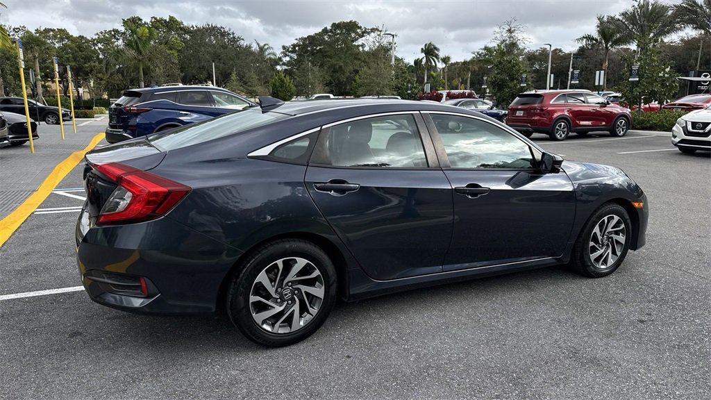 Used 2018 Honda Civic EX image 5