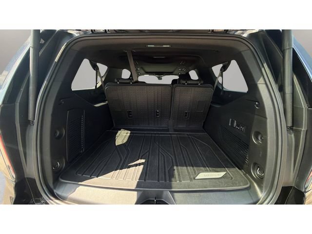 Used 2023 Chevrolet Suburban Z71 w/ Luxury Package AWD/4WD image 30