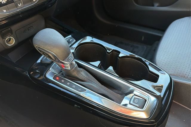 Certified 2025 Chevrolet Trax LT w/ Driver Confidence Package image 24