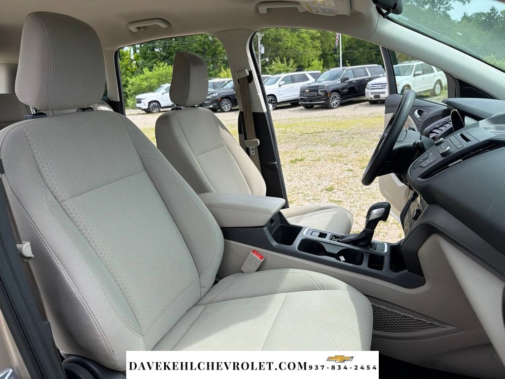 Used 2018 Ford Escape SE FWD image 19
