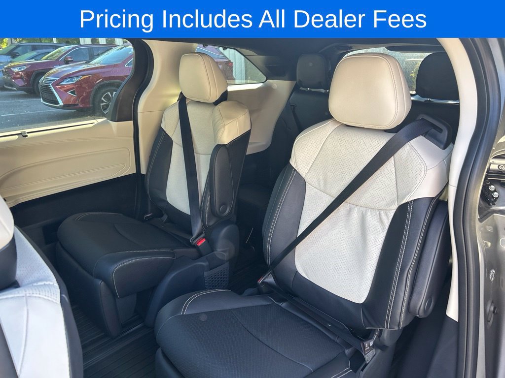 New 2026 Toyota Sienna Limited AWD/4WD image 10
