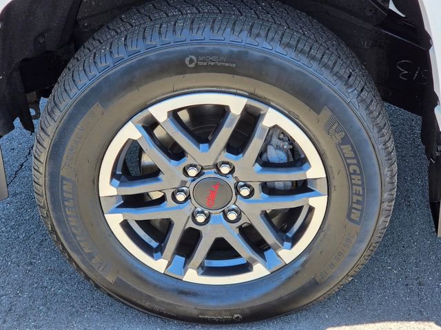 Used 2024 Toyota Tacoma TRD Sport w/ TRD Sport Upgrade Package AWD/4WD image 18