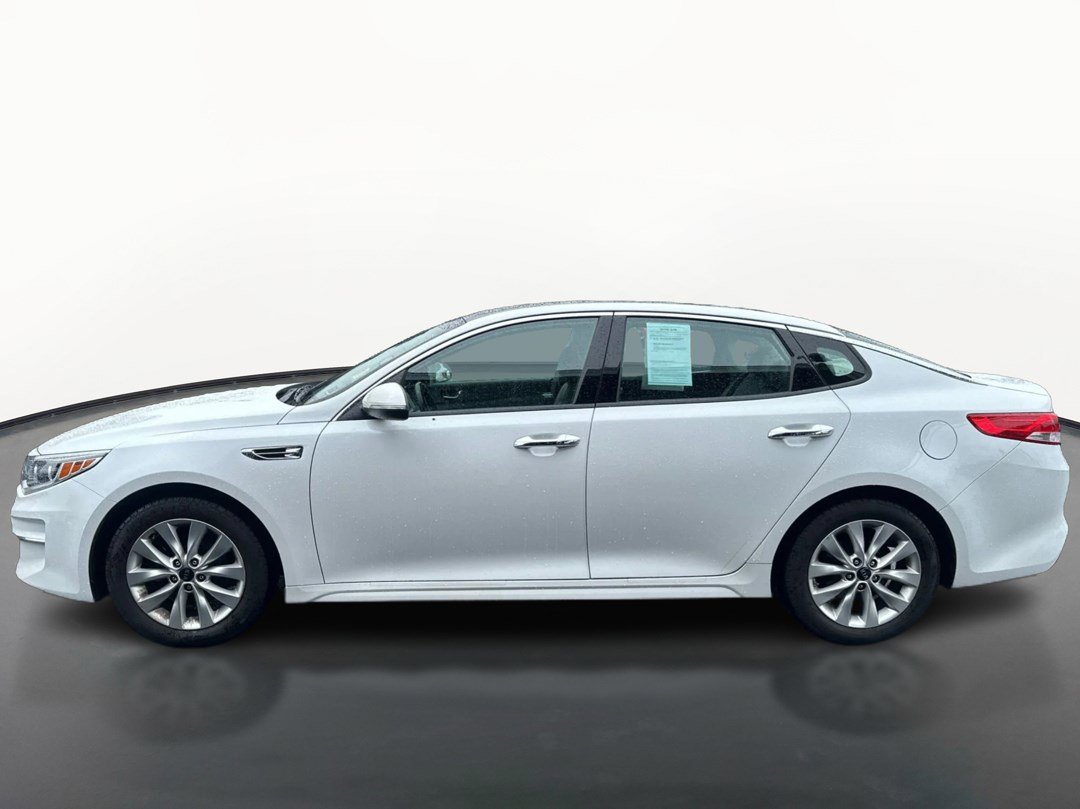 Used 2016 Kia Optima EX w/ Premium Package FWD image 6