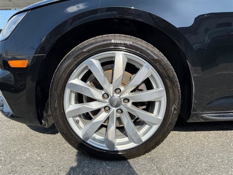 Used 2018 Audi A4 2.0T Ultra Premium w/ Convenience Package FWD image 10