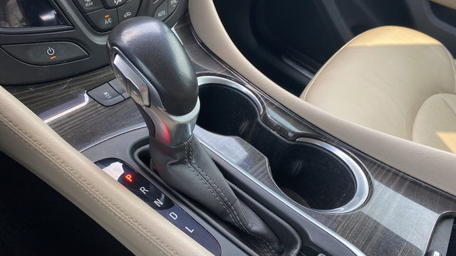 Used 2020 Buick Envision Essence FWD image 19