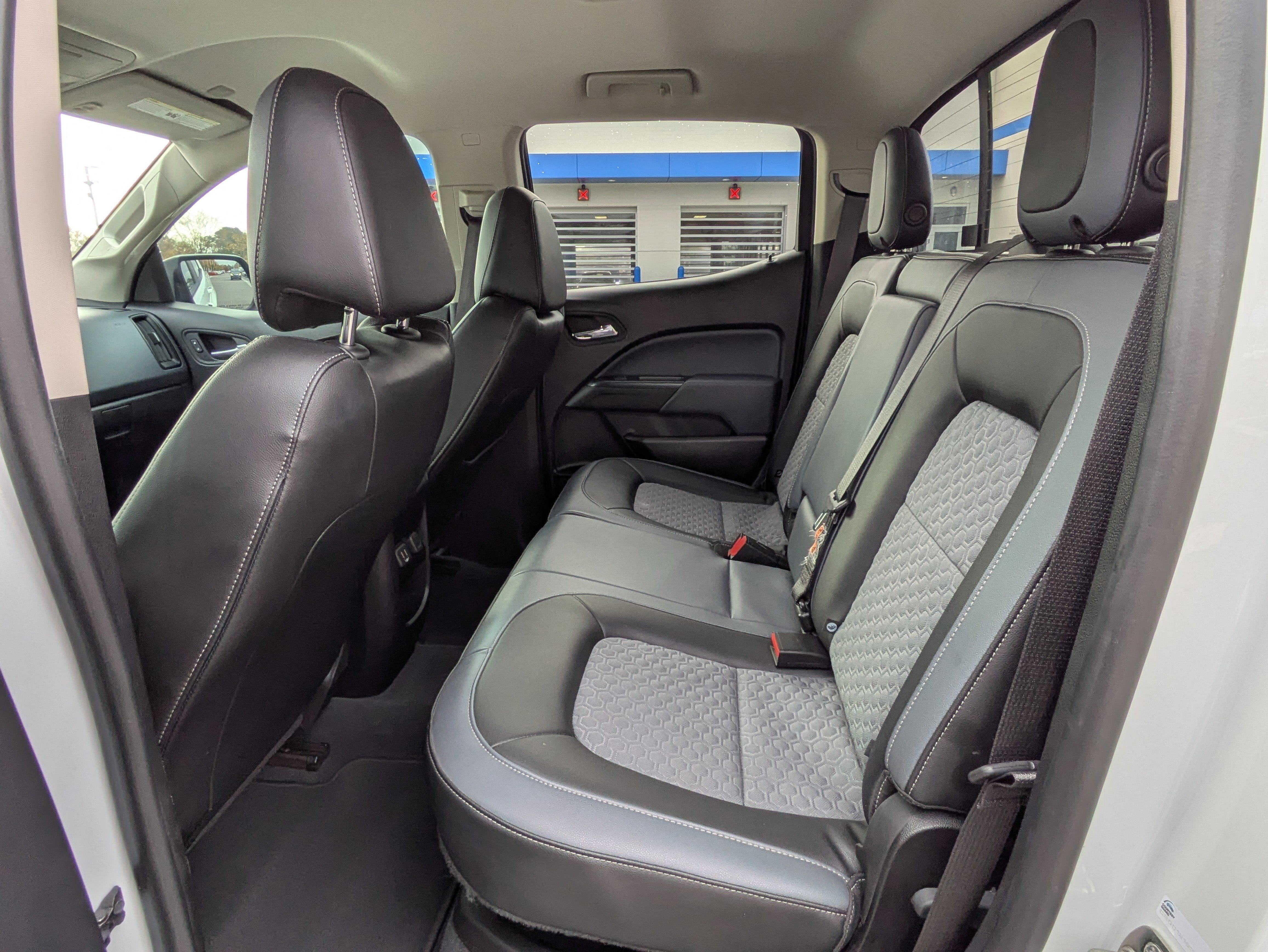 Used 2019 Chevrolet Colorado Z71 image 17