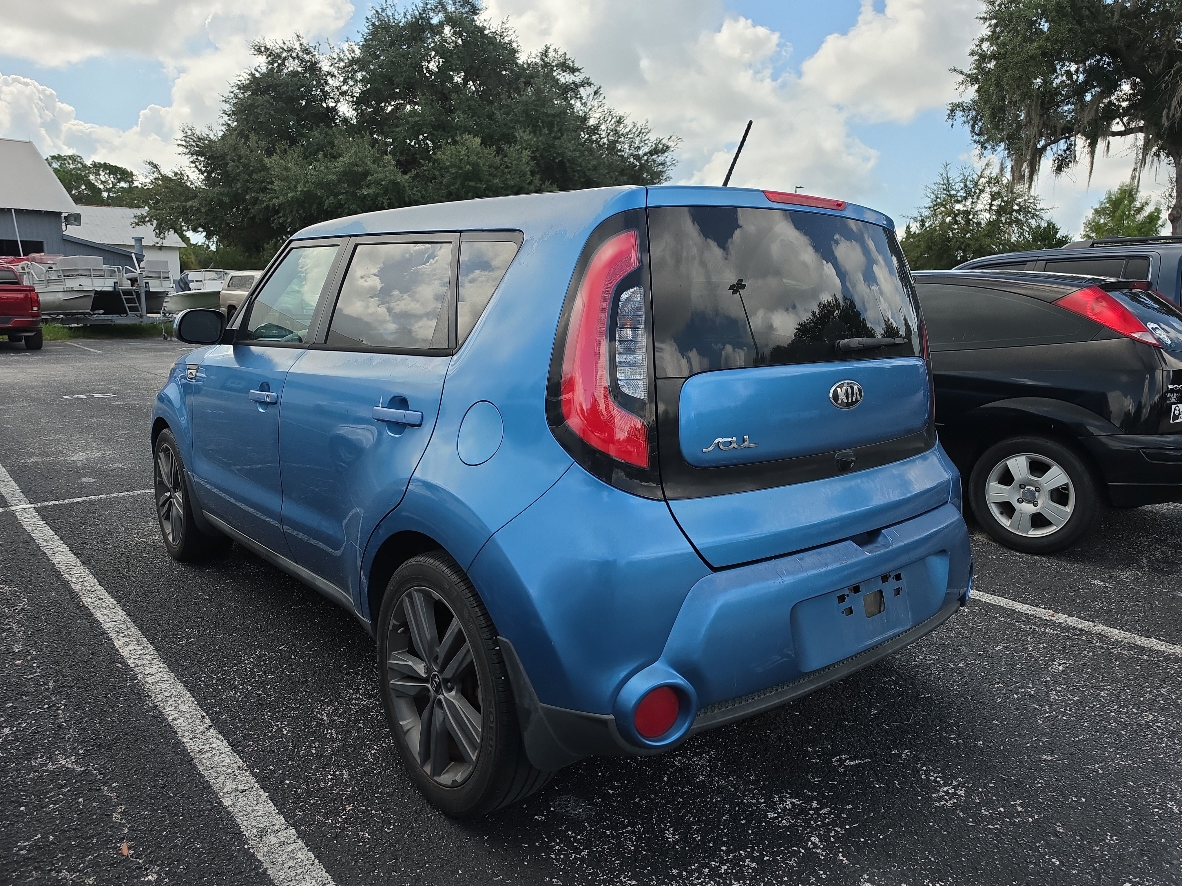 Used 2015 Kia Soul + w/ Audio Package FWD image 5