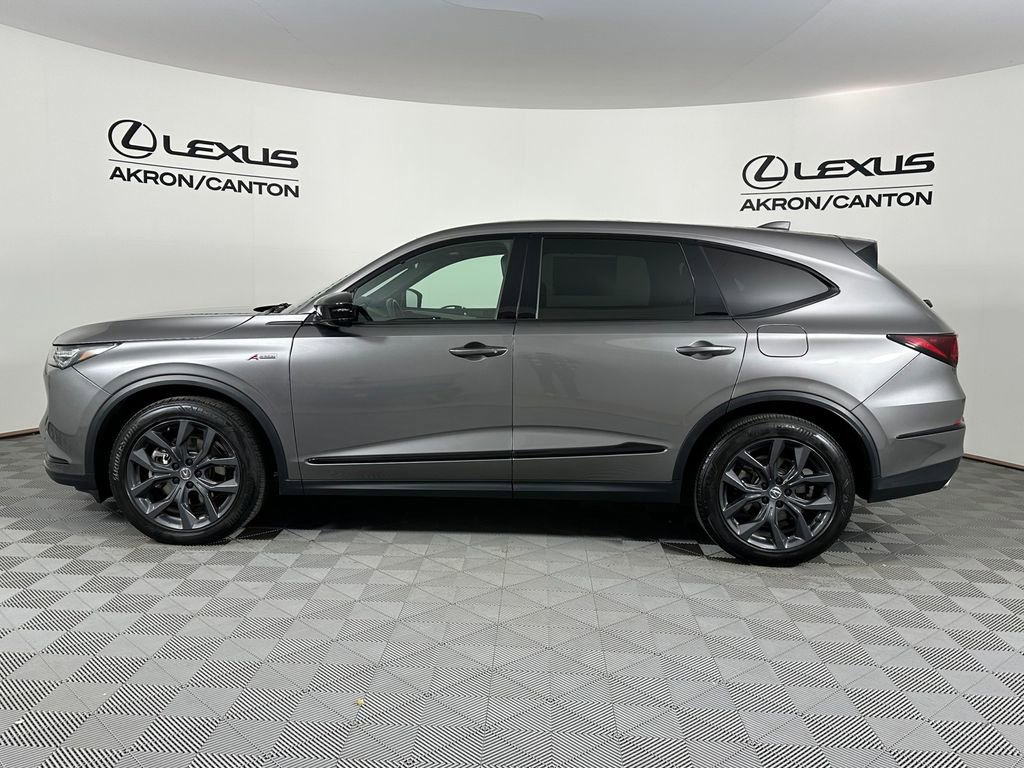 Used 2023 Acura MDX A-Spec image 10