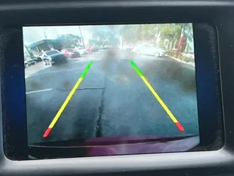 Used 2015 Chrysler 200 Limited w/ Convenience Group FWD image 12