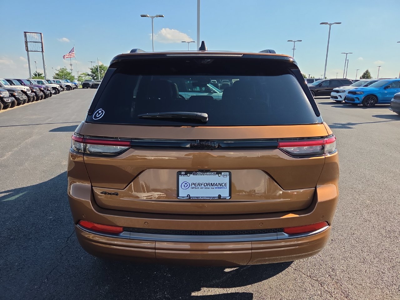 New 2027 Jeep Grand Cherokee Limited AWD/4WD image 30