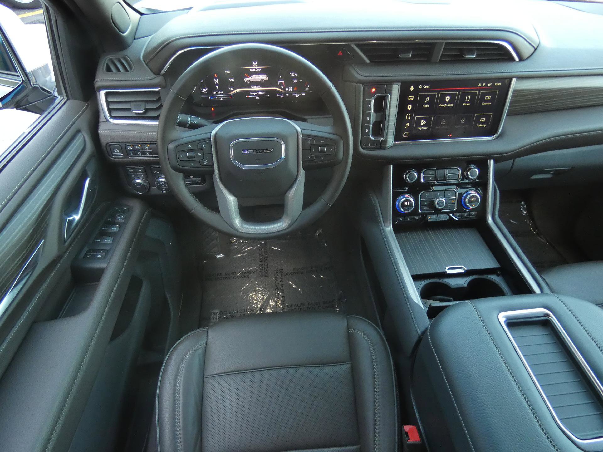 Used 2024 GMC Yukon XL Denali AWD/4WD image 14