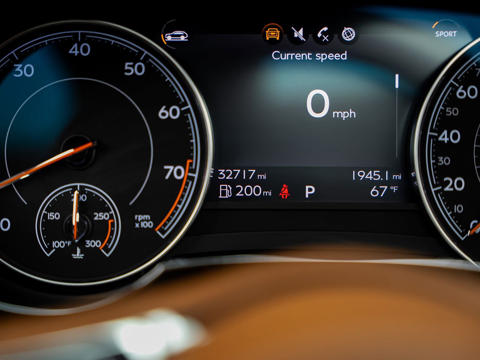 Used 2019 Bentley Bentayga image 48